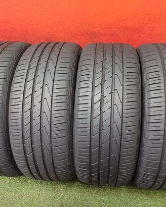 235 50 19 Gomme Estive Hankook 80-90% 235 50 R19