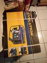 NUOVO- GRUPPO ELETTROGENO NU POWER EVO 2400W