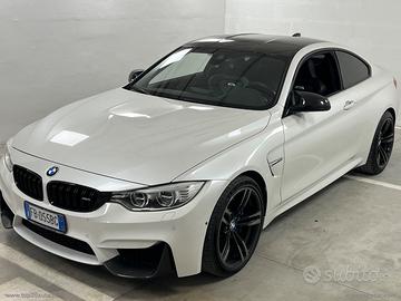 BMW M4 CAMBIO DKG COUPE TETTO CARBONIO