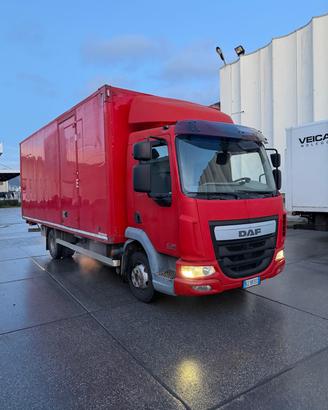 0565 MOTRICE DAF LF 180 2015