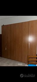Armadio a 6 ante