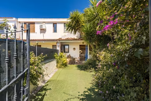 Pula villetta 8 p.l. 2 bagni,giardino e cortile