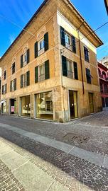 NEGOZIO A NOVI LIGURE
