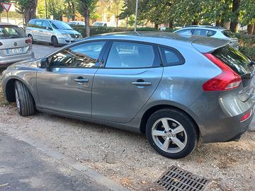 Volvo v40 (2012-2020) - 2018