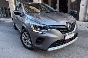 Renault Captur 1.5 dCi - 115 CV Cambio Automatico