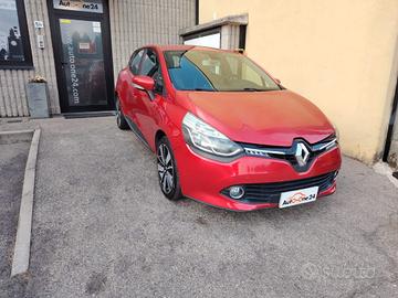 RENAULT Clio dCi 8V 90CV EDC Start&Stop 5 porte