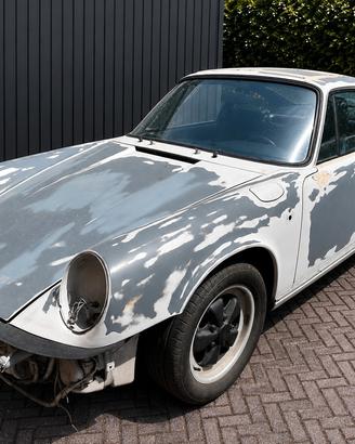 Porsche 911 Carrera 3.2 Coupé 231 cv