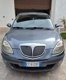 Lancia y perfettamente funzionante