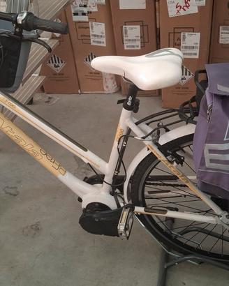 bici elettrica da donna taglia S