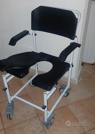 sedia a rotelle da doccia/wc