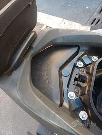 Portapacchi completo di bauletto