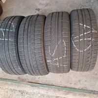 treno gomme invernali auto