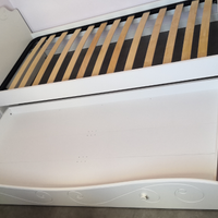 Letto contenitore ragazza