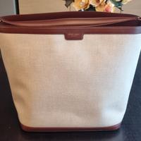 Giorgio Armani borsa