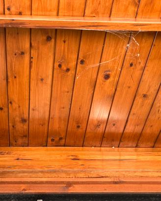 Tettoia di legno