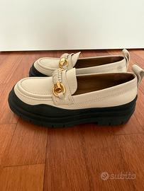 Mocassini color panna Chloè