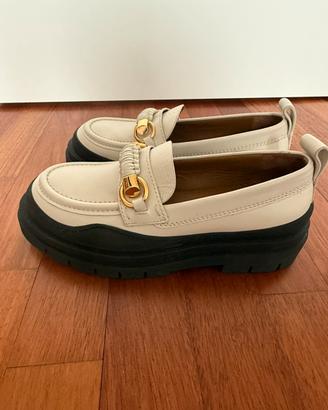 Mocassini color panna Chloè