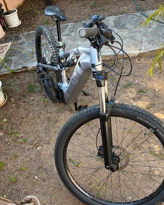 Bici Mtb elettrica Rockrider 29”