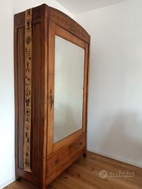 Armadio fine '800 noce