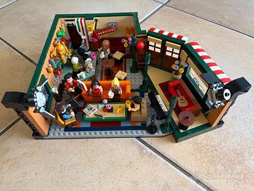 LEGO Ideas Central Perk 21319 FRIENDS