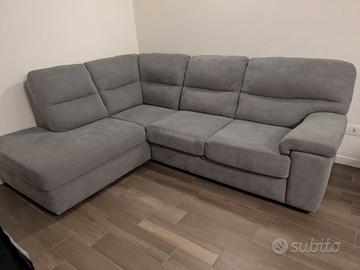 Divano 4 posti con chaise longue