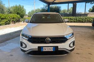 Volkswagen T-Roc 2.0 TDI SCR Style---KM CERTIFICAT