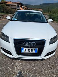 Audi A3 1.6 TDI 105 CV CR Ambition