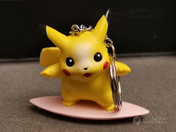 Portachiavi pokemon Surfing Pikachu - Abbigliamento e Accessori In