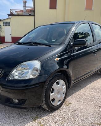 Toyota Yaris 1.3i Sol Blue BOMBOLA GPL NUOVA!!!!!