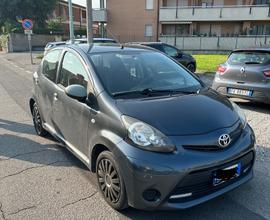 TOYOTA Aygo 1ª serie - 2013