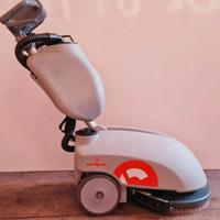 Lavasciuga pavimenti Comac Vispa 35b