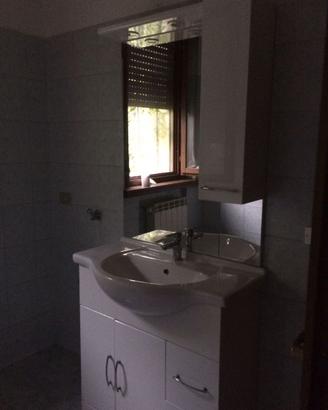 Arredo Bagno Completo: Base, Top in Marmo...