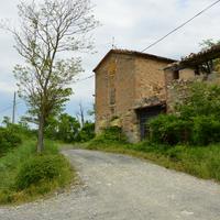 Rustico casale in sasso con terreno