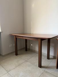 tavolo da cucina in legno -  buone condizioni