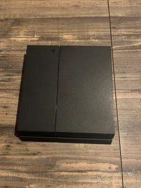 Ps4 con 6 giochi