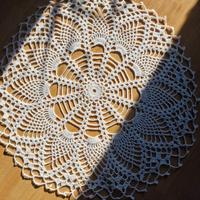 Centrino uncinetto fatto a mano bianco