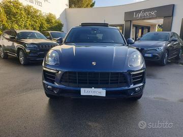 PORSCHE Macan 2.0
