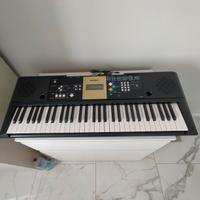 tastiera Yamaha YPT-220