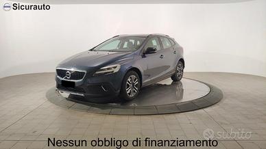 VOLVO V40 Cross Country D3 Momentum
