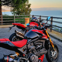 Ducati Monster 937 SP 2023 Piena di accessori