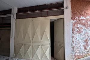 Garage parco la selva blocco A con porta blindata