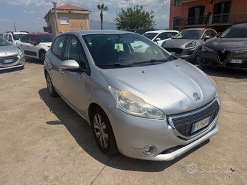 Peugeot 208 1.6 e-HDi 115 CV Stop&Start 5 porte Al