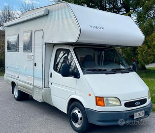 Camper mansardato Rimor europeo ford 2.5 Diesel