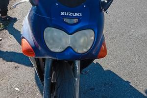 Suzuki GSX R 600