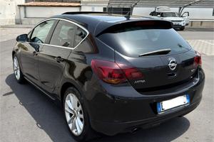 Opel Astra 2.0 CDTI 160CV sport