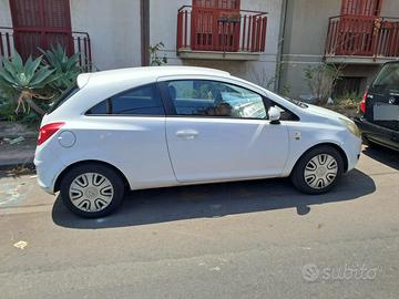 opel corsa 2010