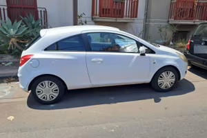 opel corsa 2010