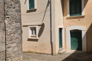 Casa da ristrutturare a Vico nel Lazio (FR)