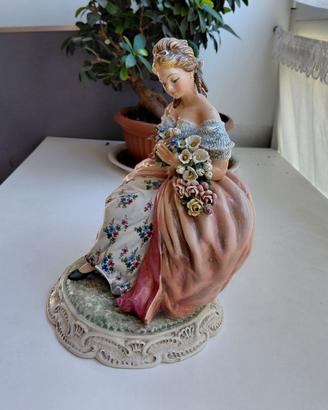 Statua Dama Carlo Mollica in Porcellana