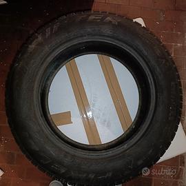Pneumatico Pirelli Winter Snowcontrol 175/65/R14